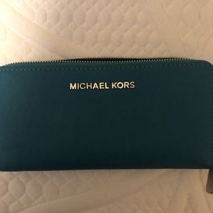 Michael Kors wallet